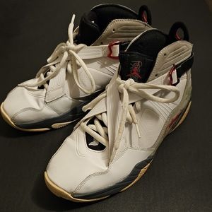 AIR Jordan 8 Varsity Red 2011 M size 9